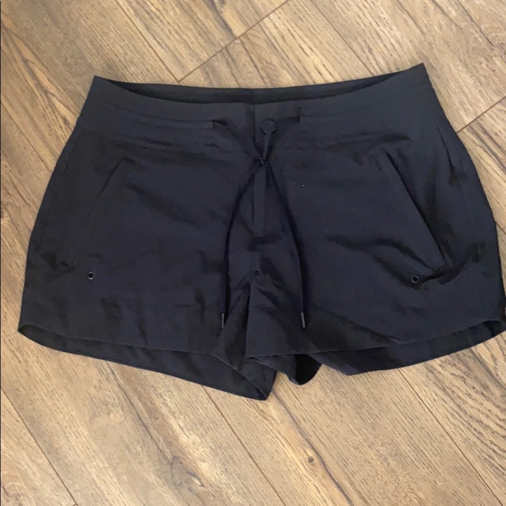 Black quick dry Athleta Hudson shorts